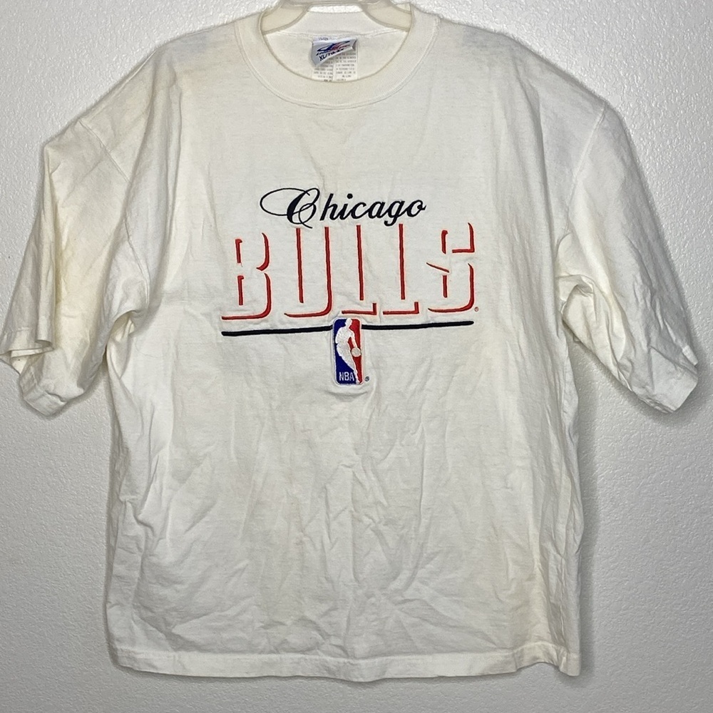 Logo Athletic Vintage Chicago Bulls White T-Shirt Size XL